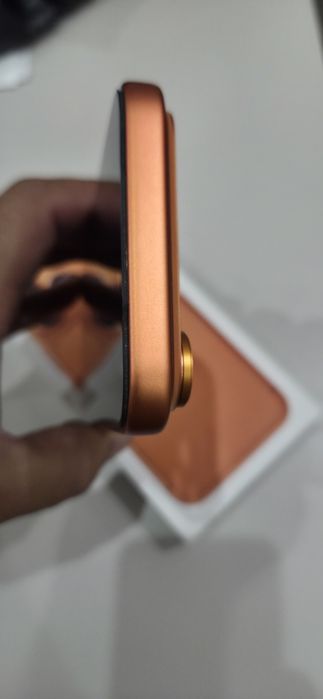 IPhone 17 pro max orange