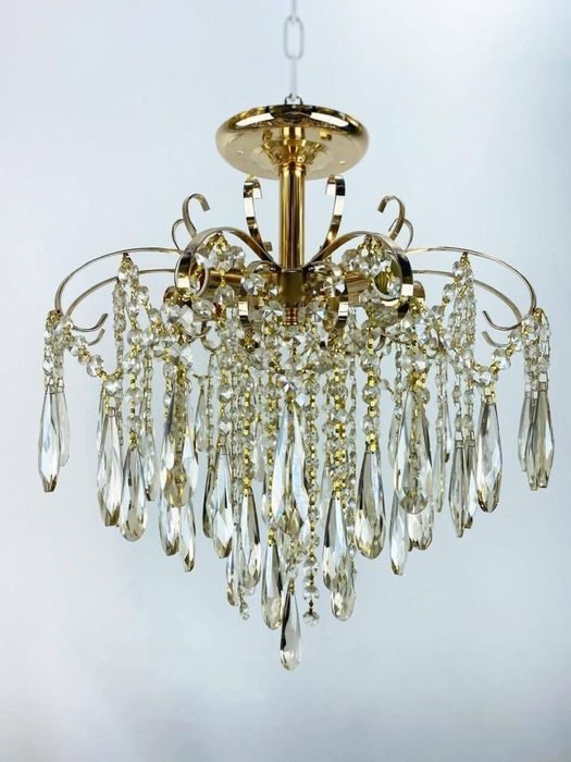 Люстра хрустальная потолочная