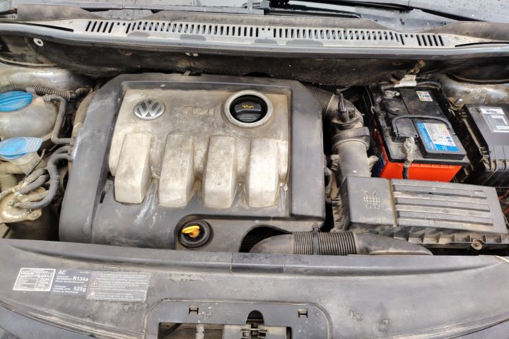 Compresor AC Volkswagen VW Touran 2004 1.9 TDI MT (100 hp)