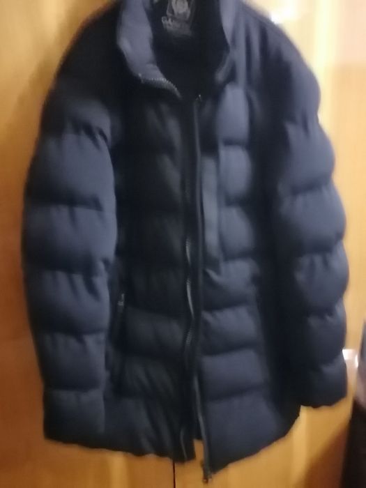 Продаю куртку 5 000