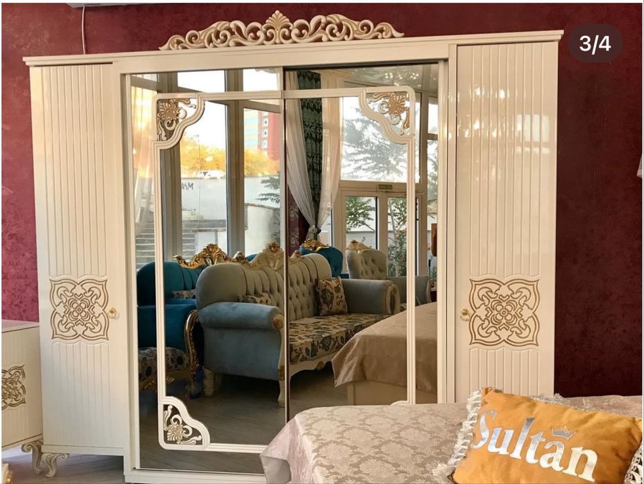 Спальный гарнитур