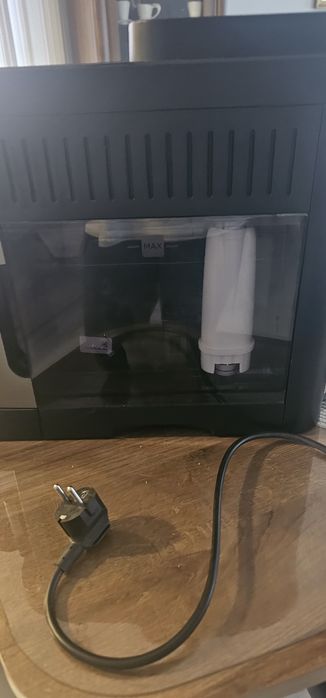 Кафе машина Delongi