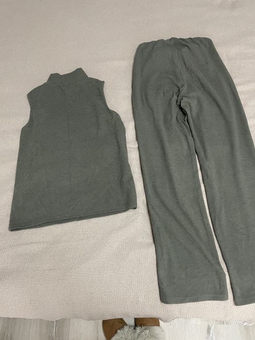 Дамски комплект от две части