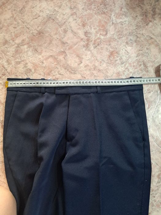 Продам костюм школьный на парня