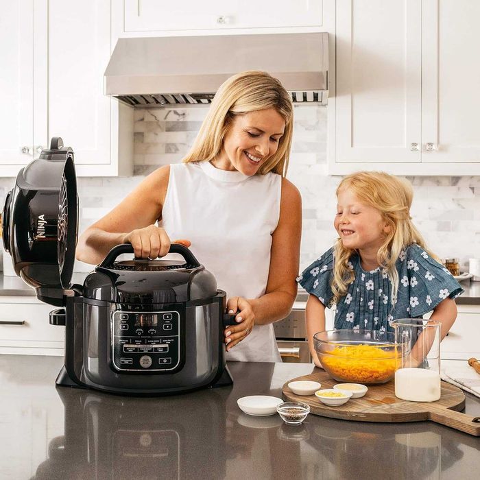 Мултикукър Ninja Foodi MultiCooker 7in1 (OP300EU) 6L