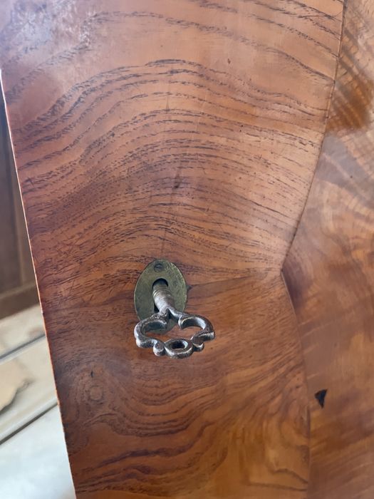 Biedermeier dulap