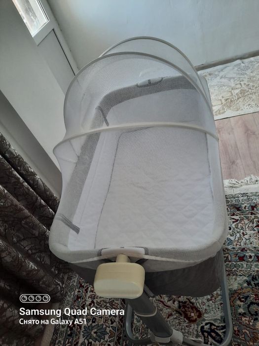 Детский электронный манеж