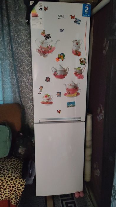 Продам холодильник BECO в хорошем состоянии
