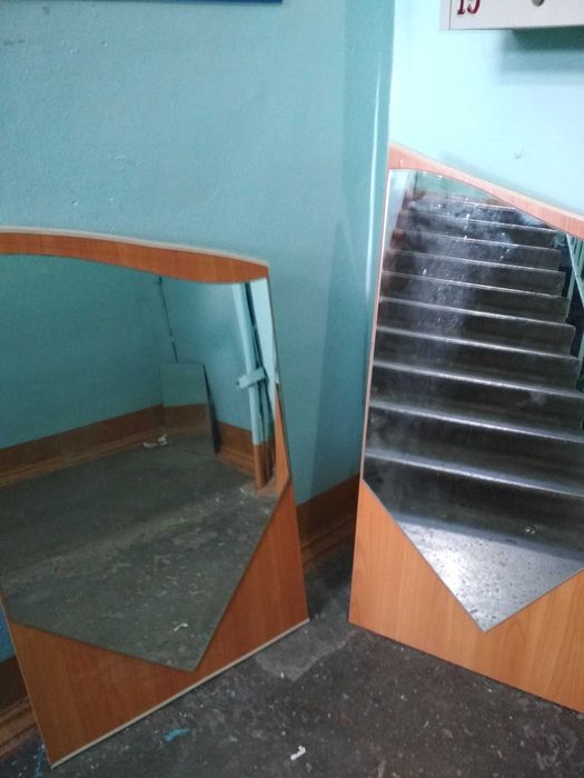 Зеркала разных размеров, б.у. в хорош сост !