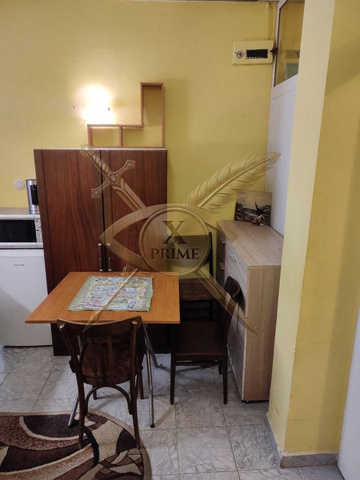 Дава се под наем Двустаен апартамент в Варна, ВИНС - 40 кв.м за 350 € - Снимка #1