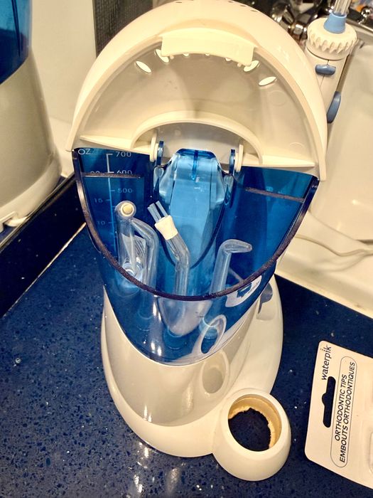 Periuta electrica cu dus bucal Waterpik WP-900 Complete Care