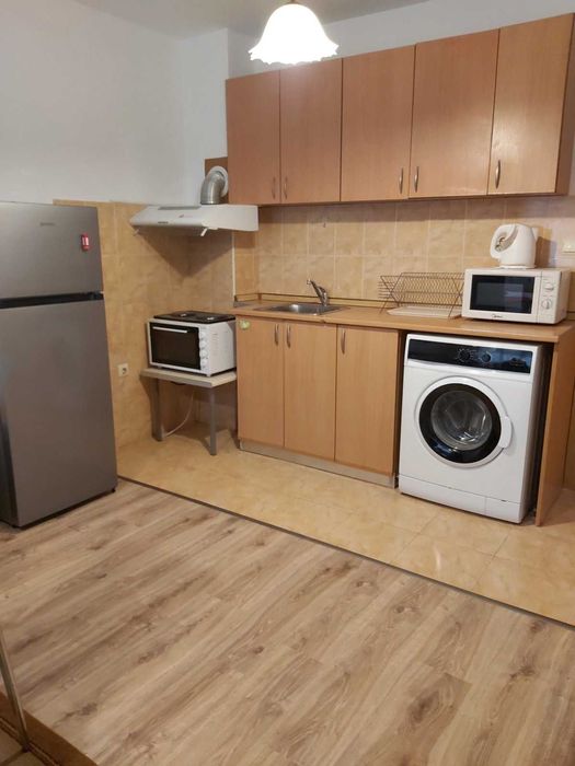 Дава се под наем Двустаен апартамент в Варна, Лятно кино Тракия - 60 кв.м за 408 € - Снимка #2