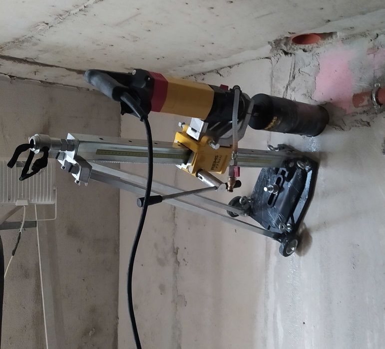 Диамантено пробиване на отвори.дупки-армиранбетон-тухла