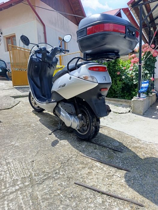 De Vânzare Peugeot elyso 125