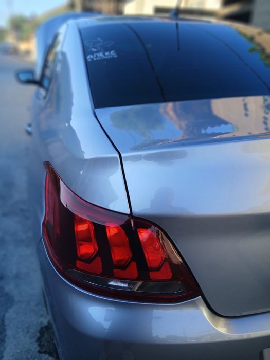 Peugeot 301 закупен от SFA