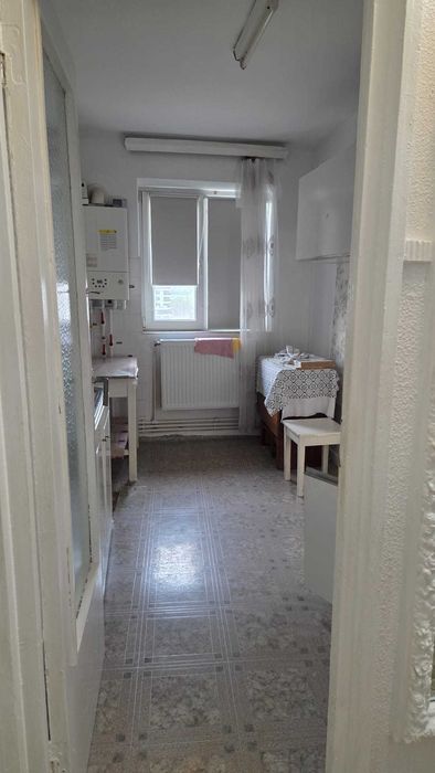 Apartament 2 camere de vanzare - Tomis Nord, zona Rovere, Constanta - direct proprietar