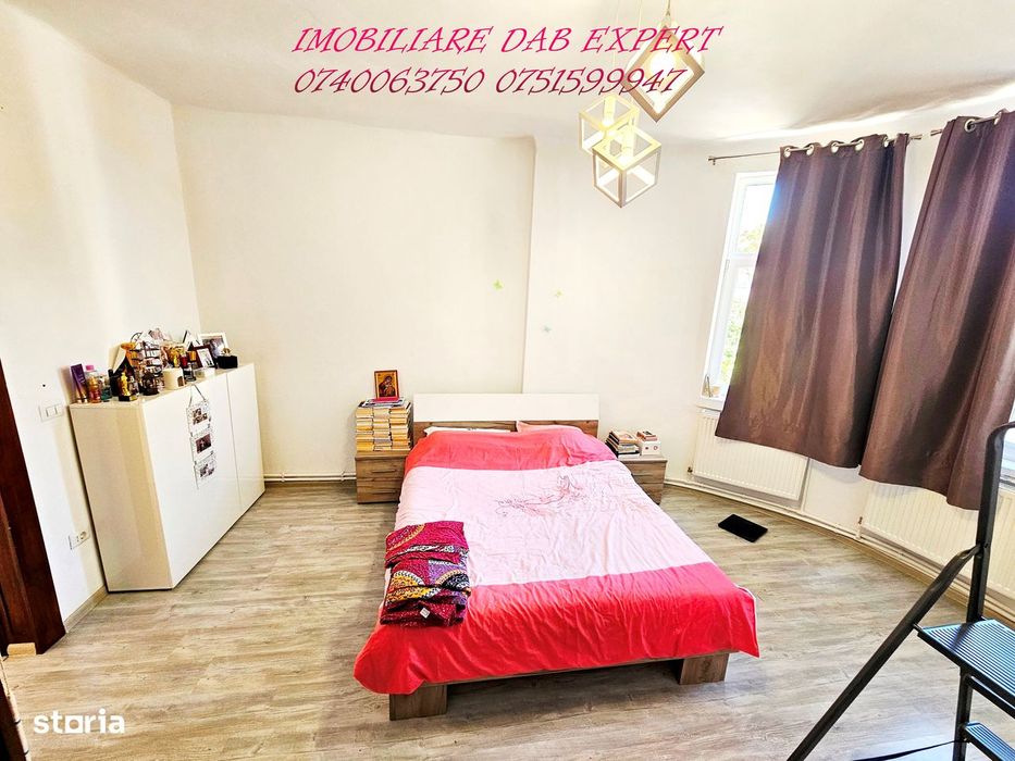 Vanzare apartament 2 camere în Centru — fotografia 1