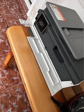 HP OfficeJet 8012e All-in-One Printer