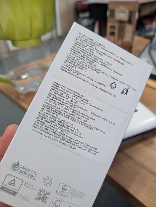 Huawei p20 128gb 4gb ram.