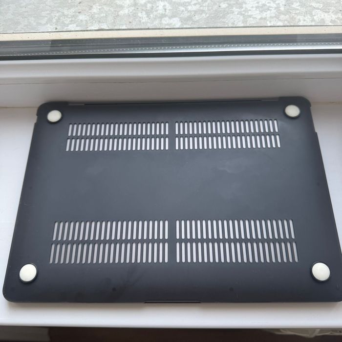 Продам macbook air 128gb intel core i5