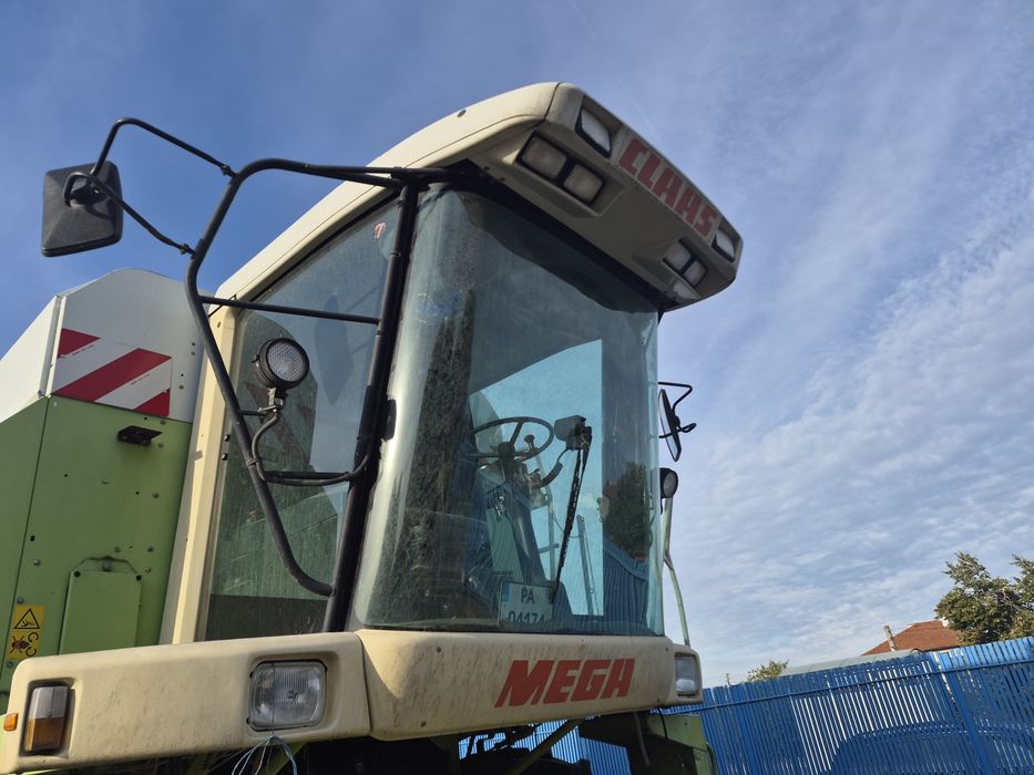 Комбайн Claas Mega 204