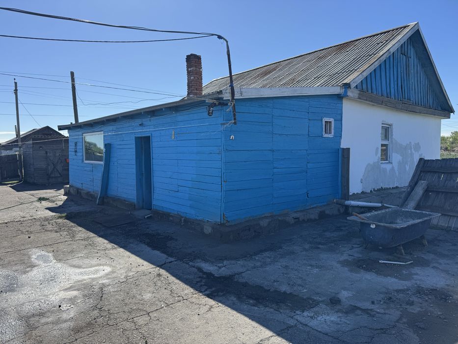 Продаётся дом с большим участком