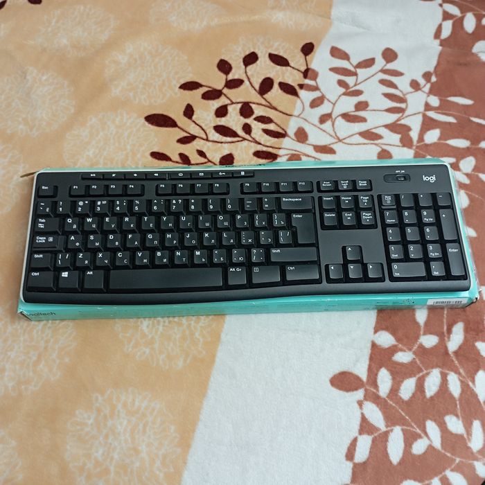 Клавиатура Logitech K270