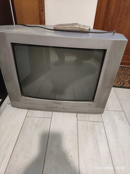 Телевизор и хладилник Мраз