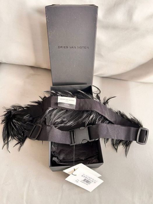 Дизайнерски колан на Dries Van Noten