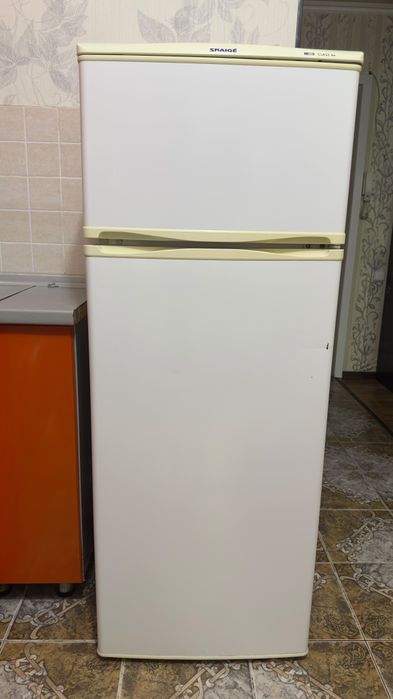 Продается холодильник