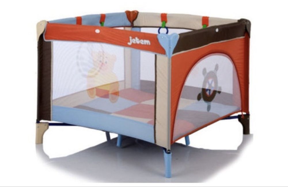 Продам детский игровой манеж