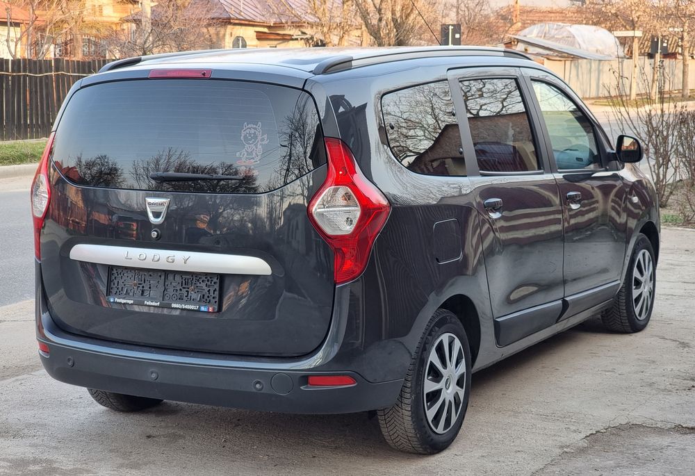 Dacia Lodgy 1.2 Benzina 7 Locuri An 2014