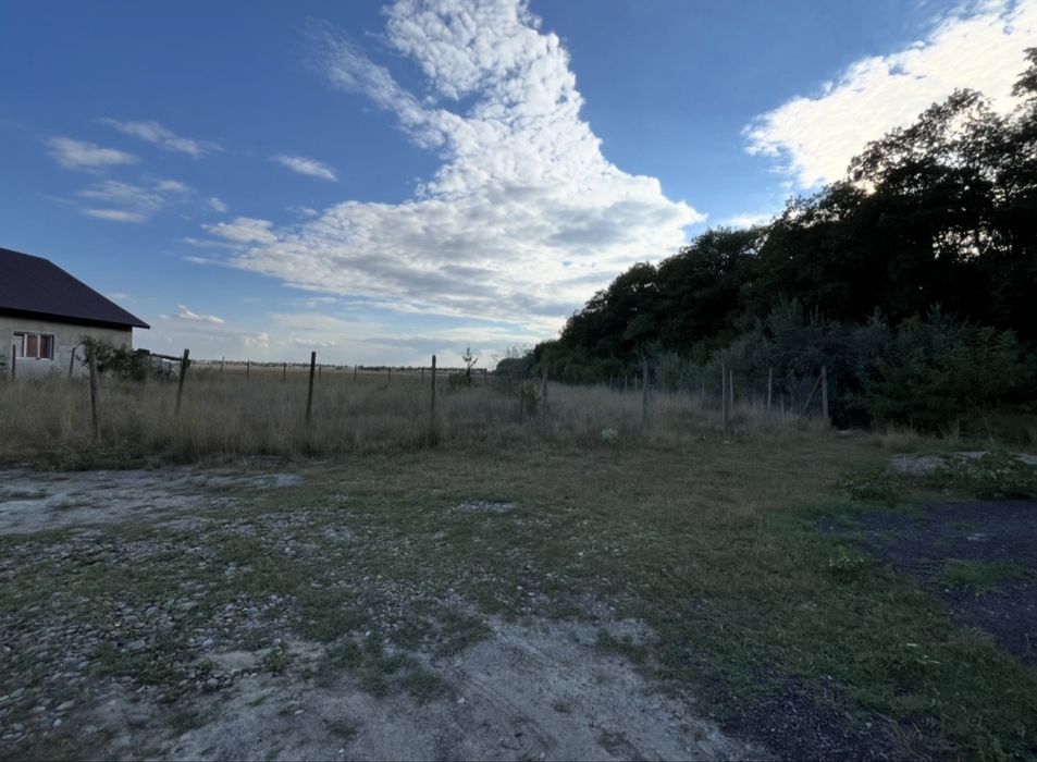 Teren intravilan padure Spataru