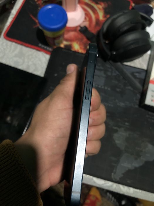 Vand Iphone 13 midnight blue