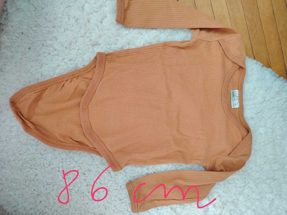 haine bebe 72-86 cm toamna 12 bucăți multe sunt noi. fără defecte