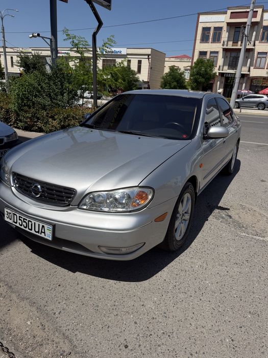 Nissam Maxima 2004