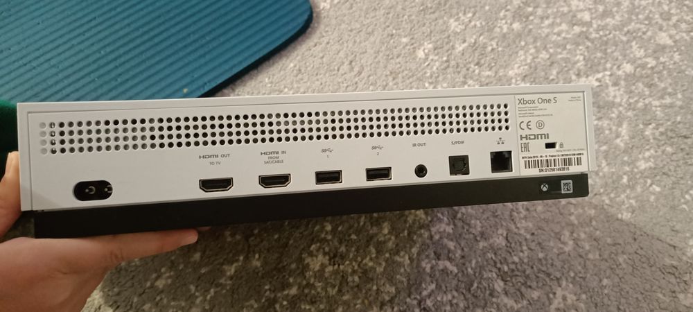 Xbox one s cu jocuri incluse jocurile se pot cumpăra și la bucată