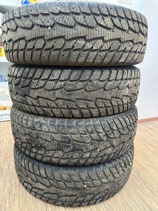 Зимние шины 225/65/17