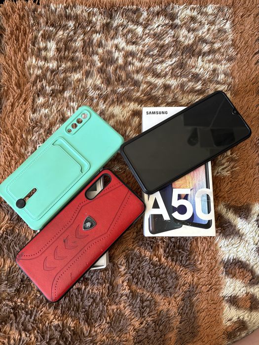 Продам Samsung A50