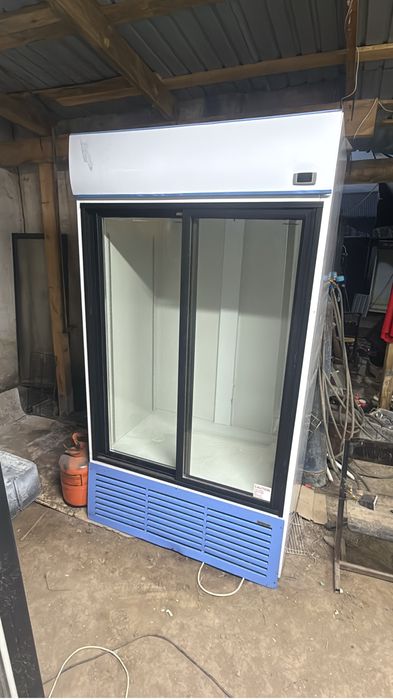 Витрины холодильники для магазина