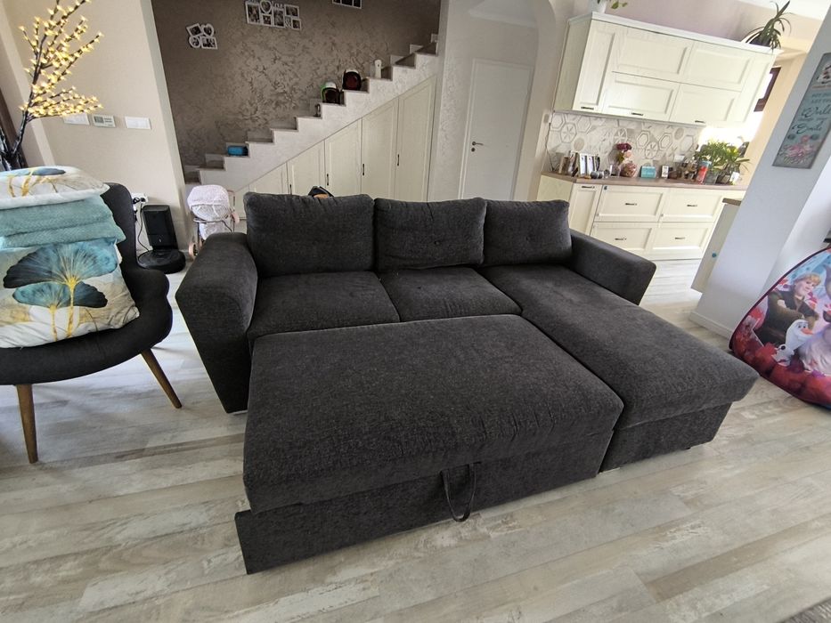 Пране на мека мебел, матраци, дивани, килими и автомобили.