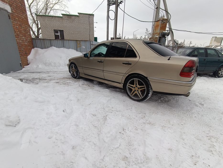 Продам Мерседес с 280