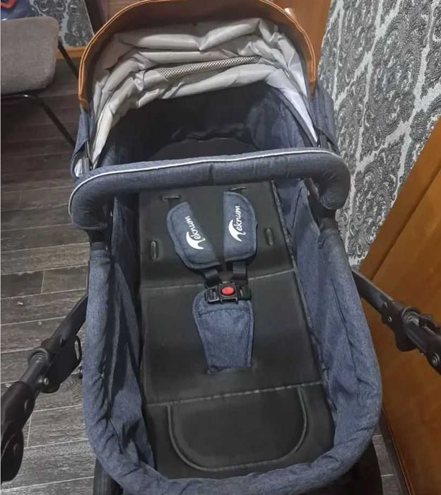 детская коляска компании Teknum