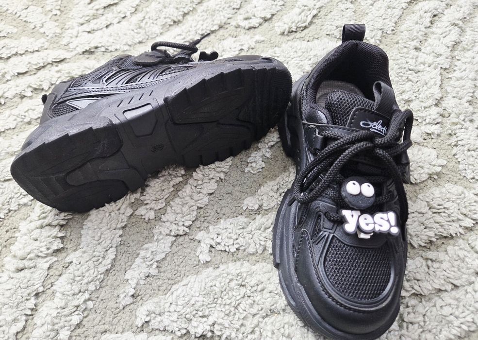 Vând adidași copii unisex, mărimea 33