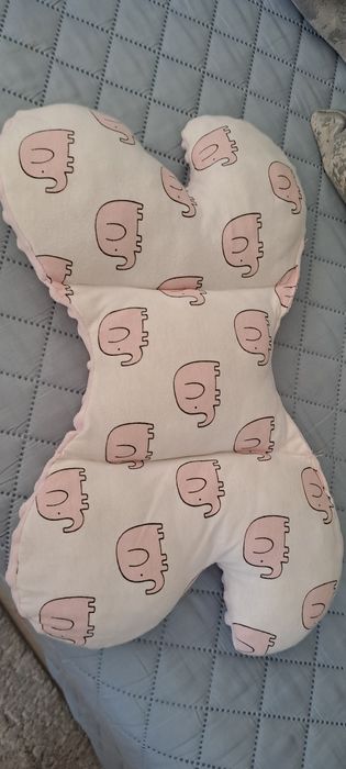 Vând pernuta bebelusi