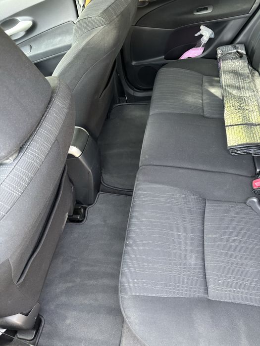 Vand Toyota Auris Pret negociabil