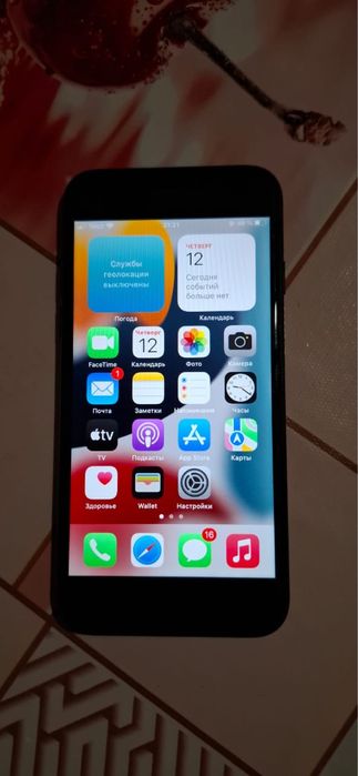 Айфон 7 в хорошем состоянии