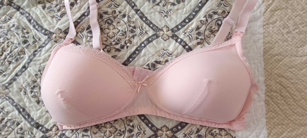 Sutien  roz,pt alăptare, măsura 40