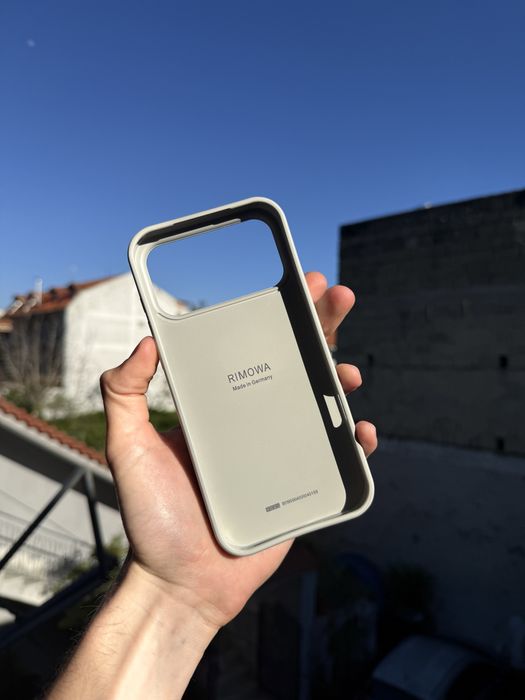Rimowa калъф за iPhone 17 pro/pro max