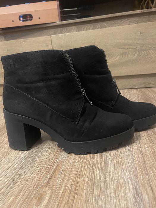 Ghete/Botine Stradivarius 36